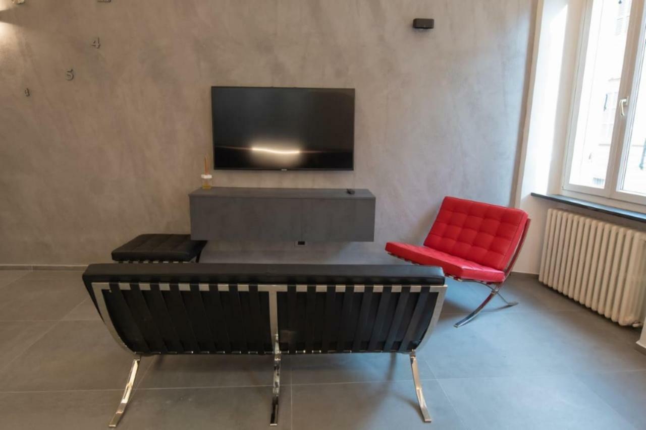 Banksy - Arte In Centro Citta Apartman Parma Kültér fotó