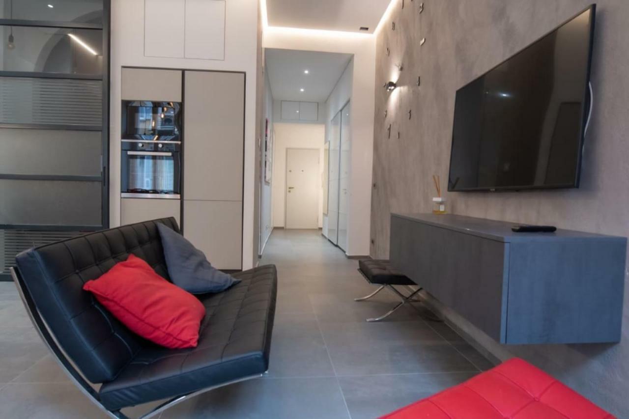 Banksy - Arte In Centro Citta Apartman Parma Kültér fotó